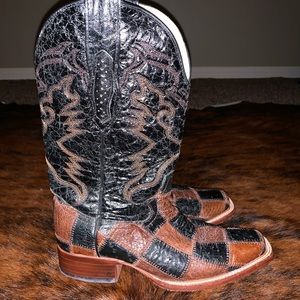 Like New Corral Cowboy/Cowgirl Boots